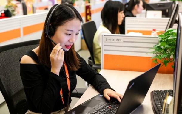 上海奥克斯全品类产品亮相2018AWE，未来科技纷纷亮相